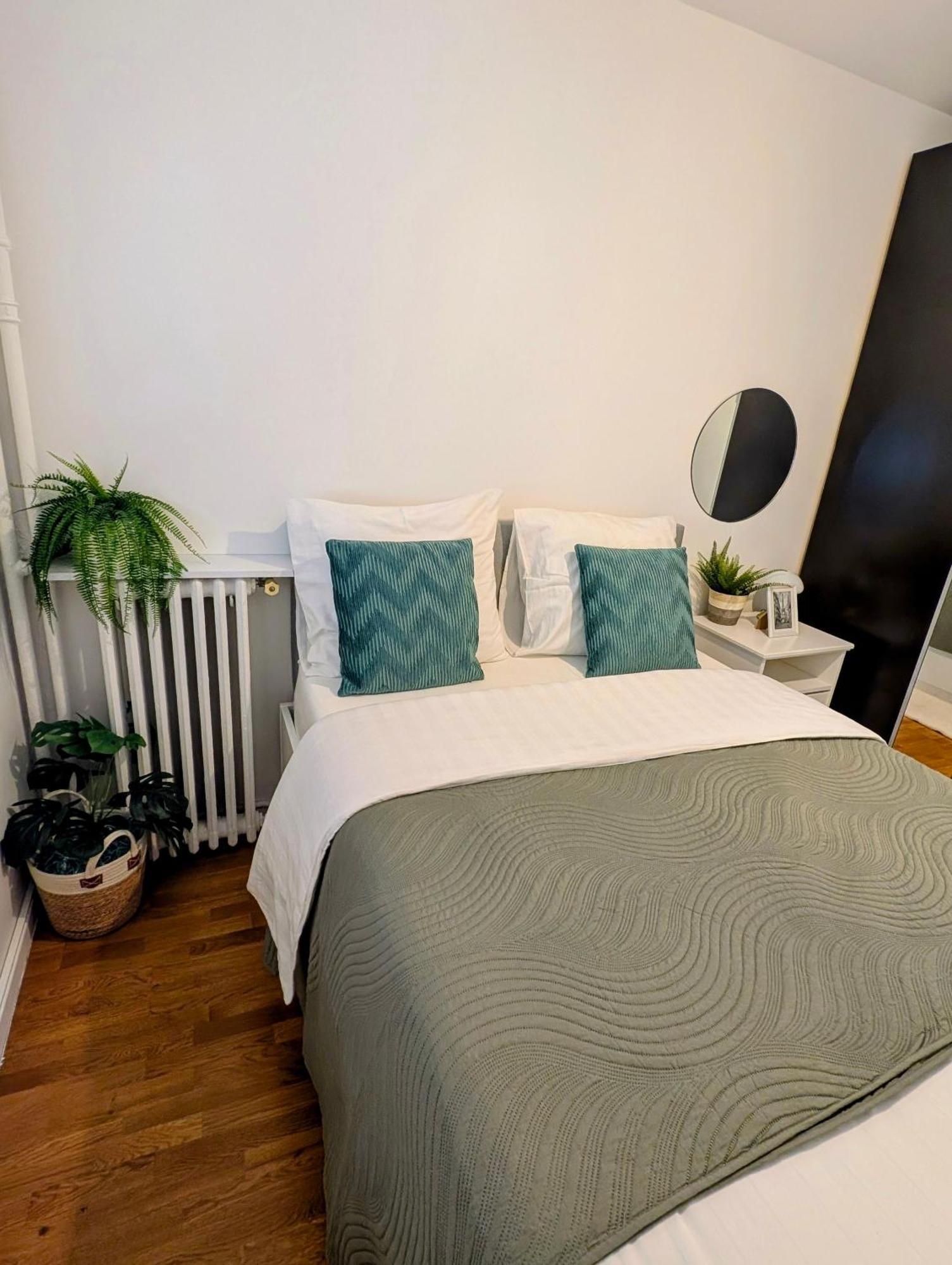 Entire 60M2 Apartment - Close To Paris - Parking - Kitchen - 2Min Rerb - Olympic'24 Bourg-la-Reine Exterior foto